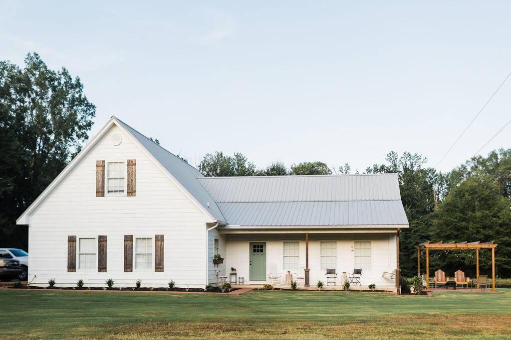 The Apiary Villa Tupelo Exterior photo